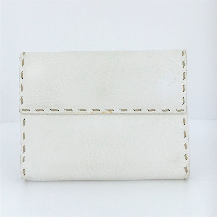 FENDI フェンディ 
 8M0145 二つ折り財布 
レザー ホワイト
