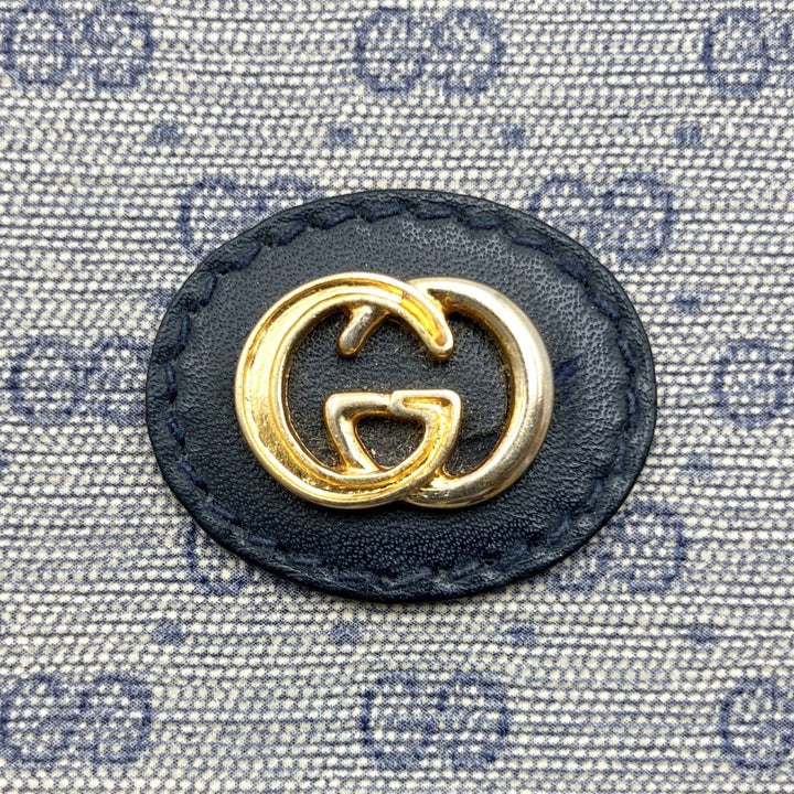 GUCCI グッチ 
 035 922 0911 長財布 
PVC/レザー  グレー