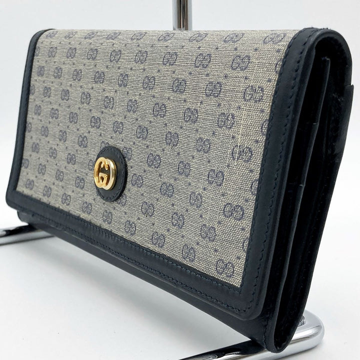 GUCCI グッチ 
 035 922 0911 長財布 
PVC/レザー  グレー