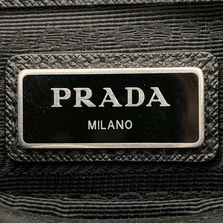 PRADA プラダ 
 ショルダーバッグ 
ナイロン ブラック