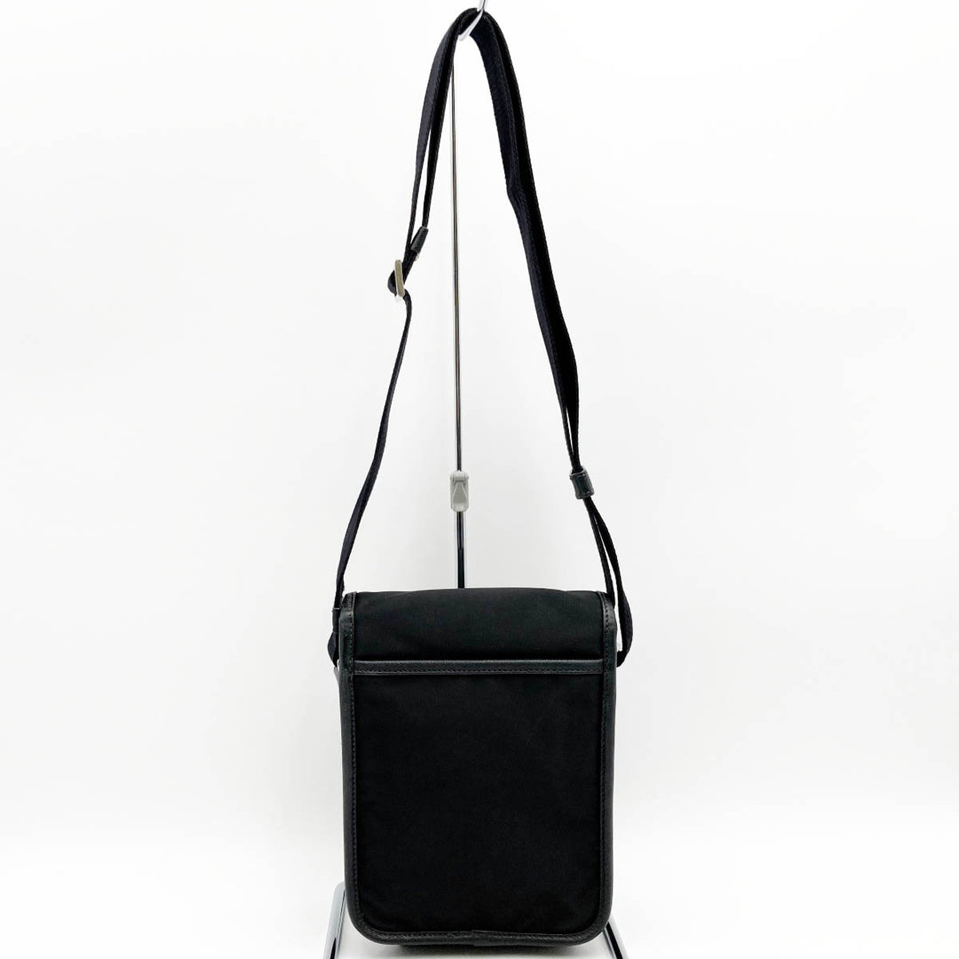 PRADA プラダ 
 ショルダーバッグ 
ナイロン ブラック