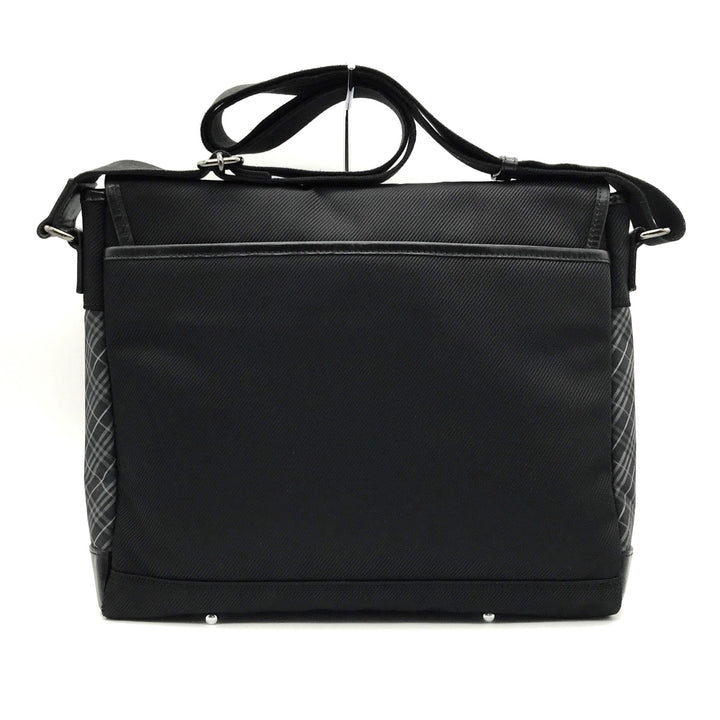 BURBERRY BLACK LABEL バーバリーブラックレーベル 
 メッセンジャーバッグ 
ナイロン ブラック