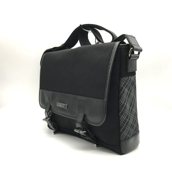 BURBERRY BLACK LABEL バーバリーブラックレーベル 
 メッセンジャーバッグ 
ナイロン ブラック