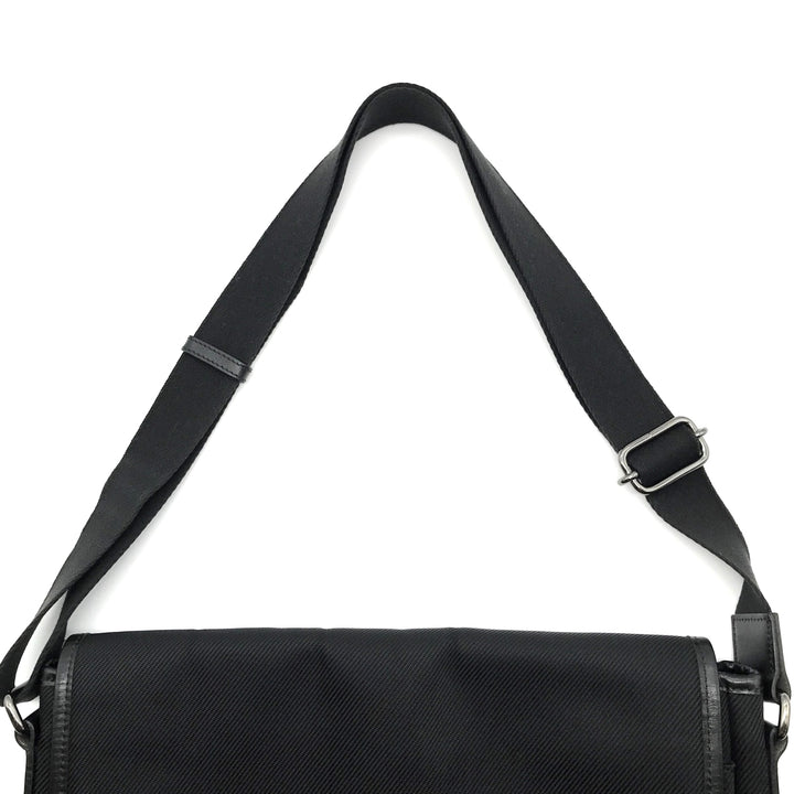 BURBERRY BLACK LABEL バーバリーブラックレーベル 
 メッセンジャーバッグ 
ナイロン ブラック