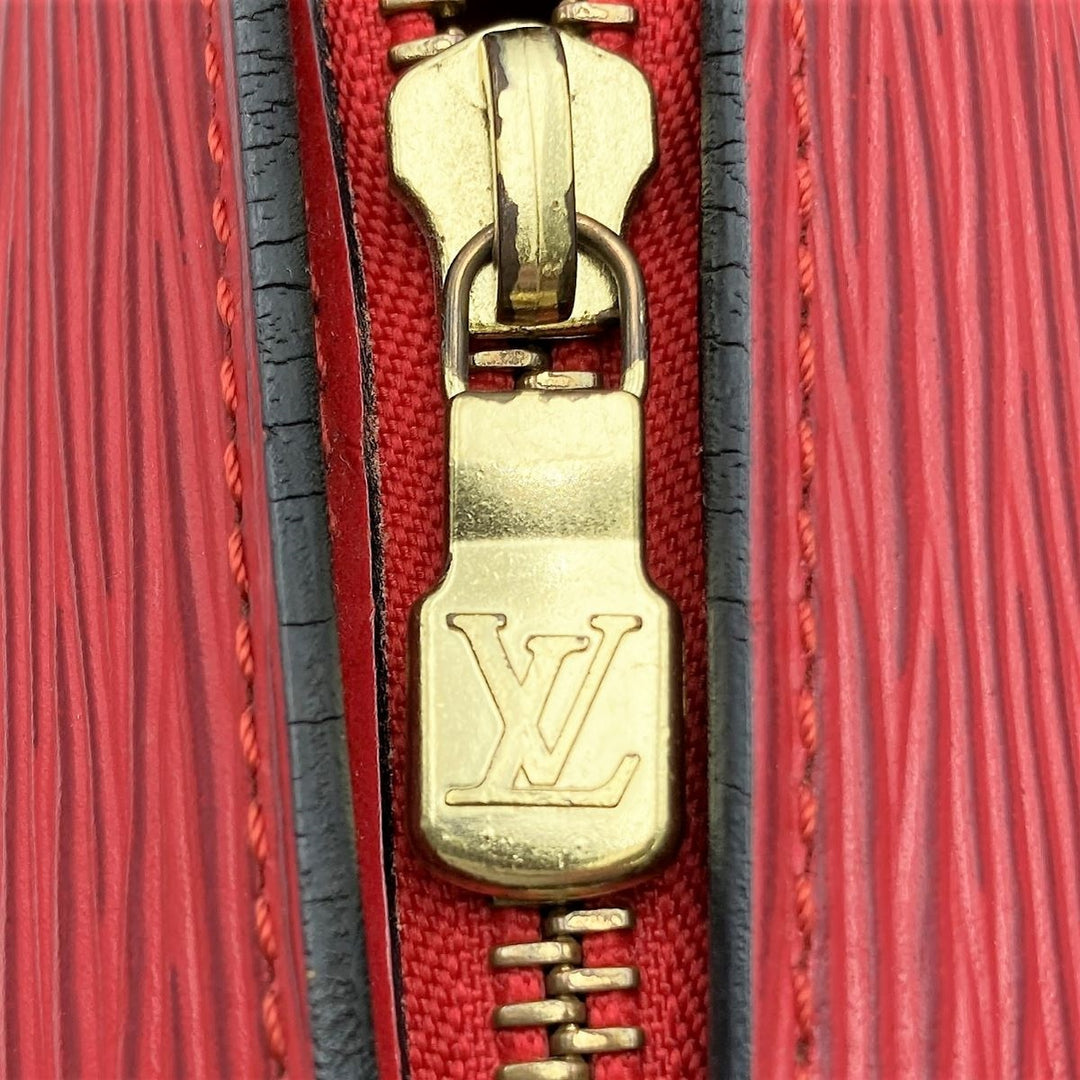 LOUIS VUITTON ルイ・ヴィトン 
 スフロ M52227 ショルダーバッグ 
PVC レッド