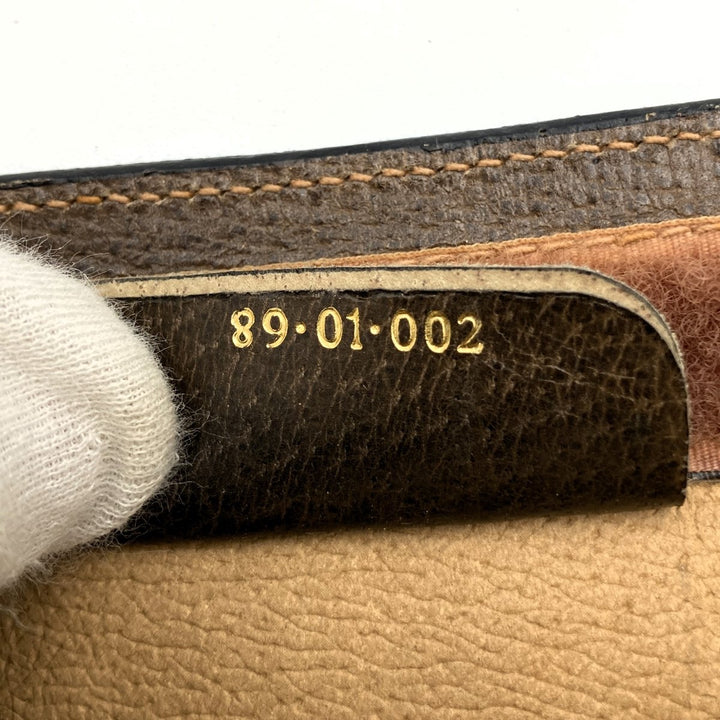 GUCCI グッチ 
 89 01 002 クラッチバッグ 
GGスプリームキャンバス ベージュ