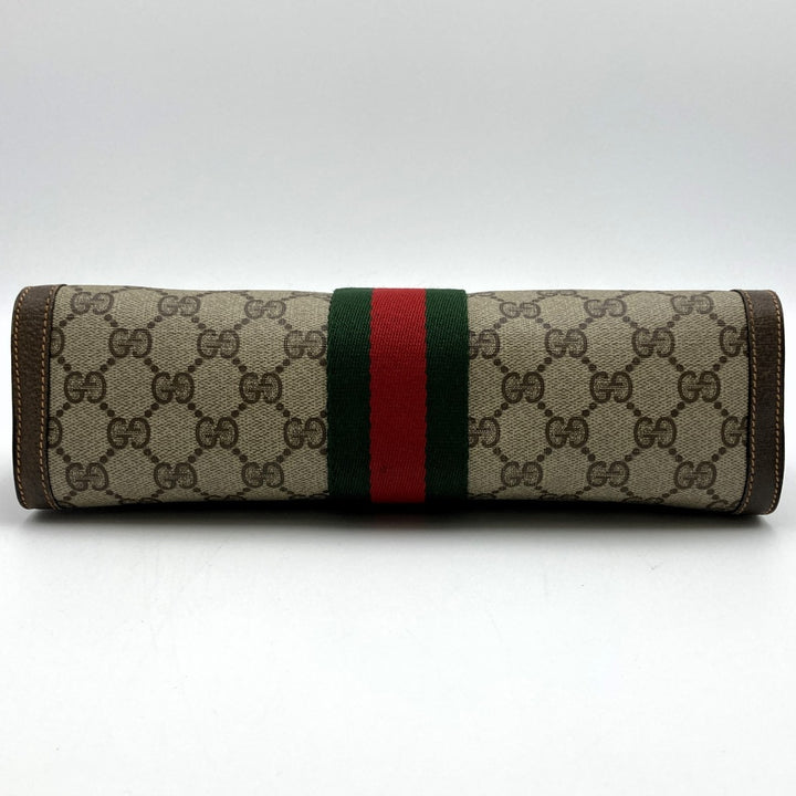 GUCCI グッチ 
 89 01 002 クラッチバッグ 
GGスプリームキャンバス ベージュ