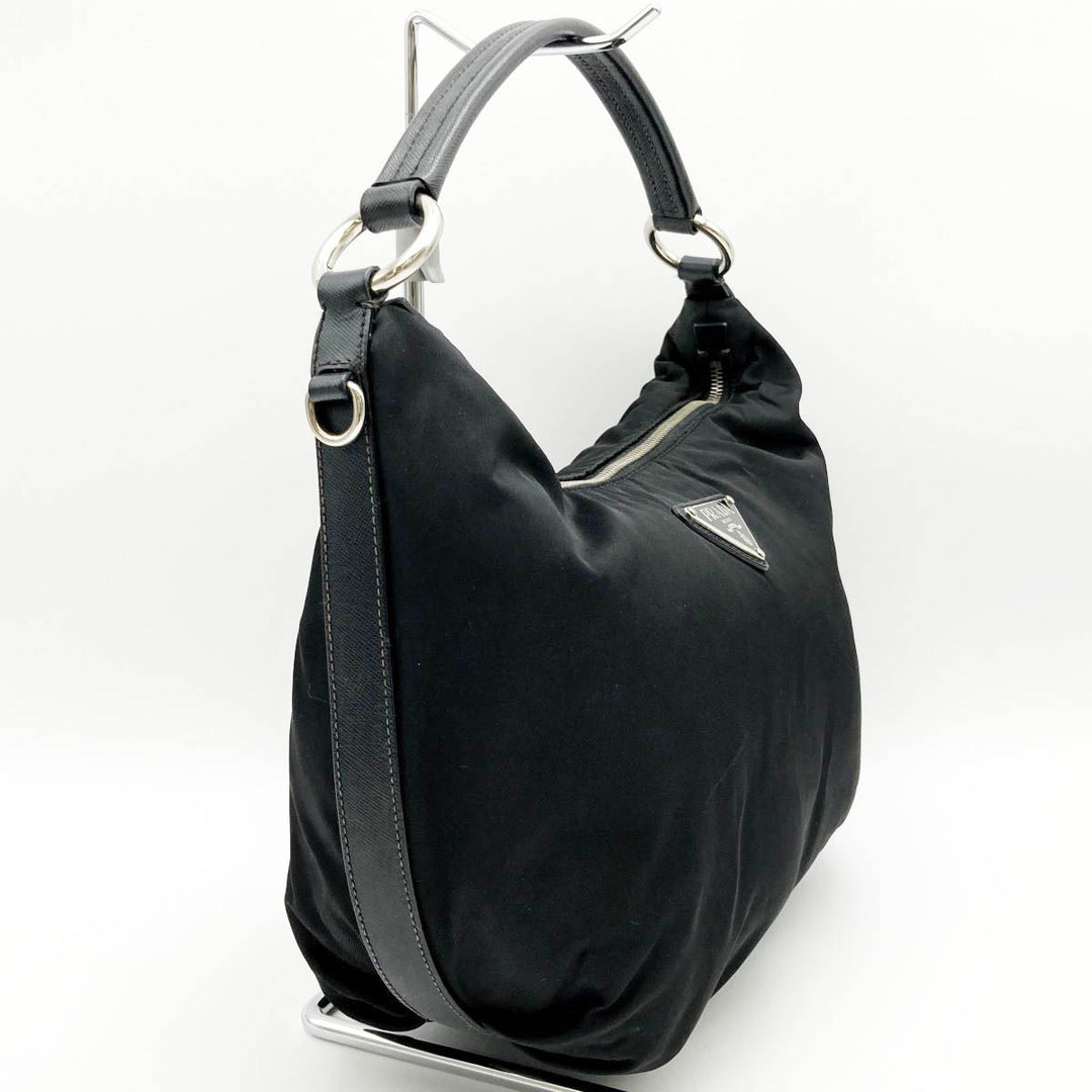 PRADA プラダ 
 ショルダーバッグ 
ナイロン ブラック