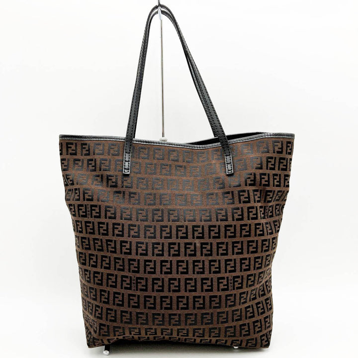 FENDI フェンディ 
 ズッキーノ 8BH074 トートバッグ 
ナイロン ブラウン