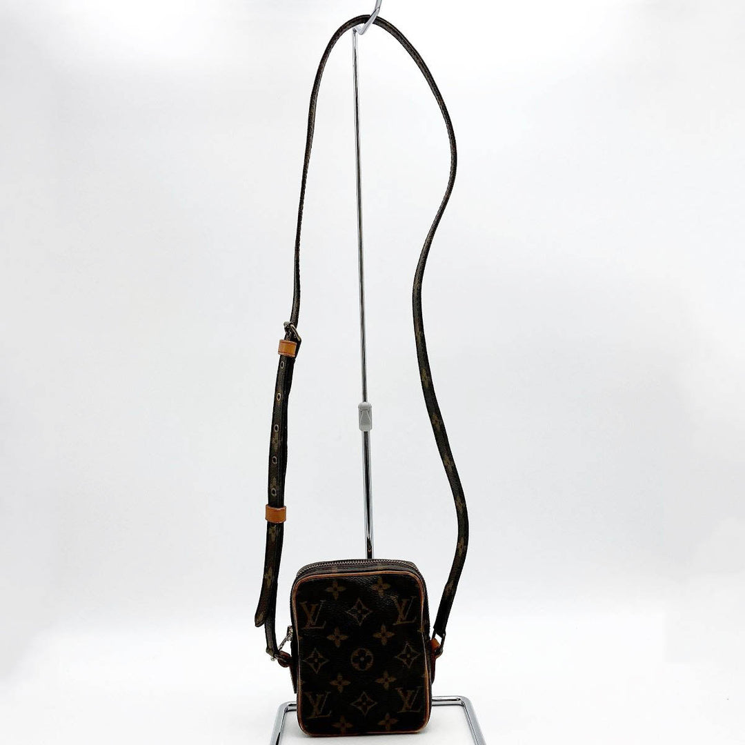 LOUIS VUITTON ルイ・ヴィトン 
 ミニ ダヌーブ M45268 ショルダーバッグ 
PVC ブラウン