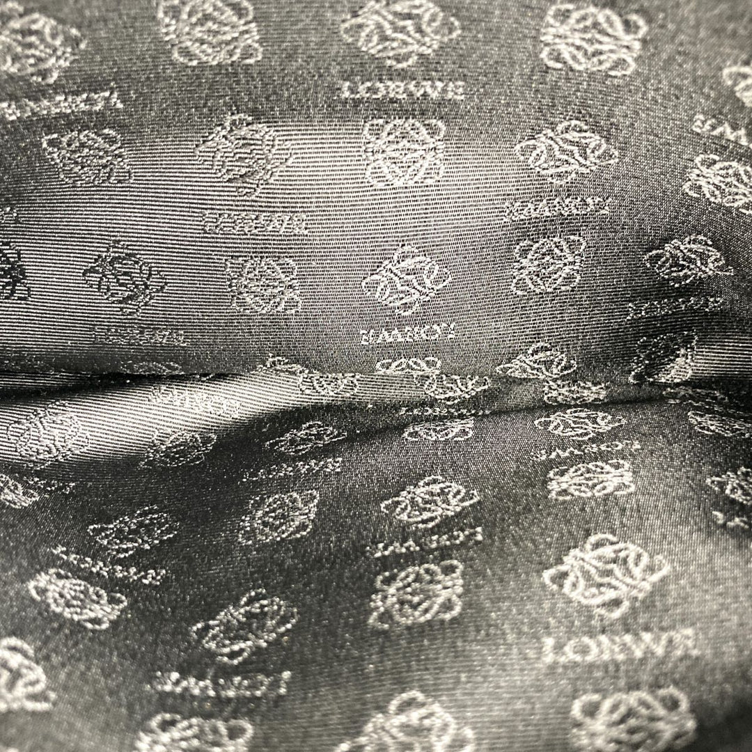 LOEWE ロエベ 
 クラッチバッグ 
レザー ブラック