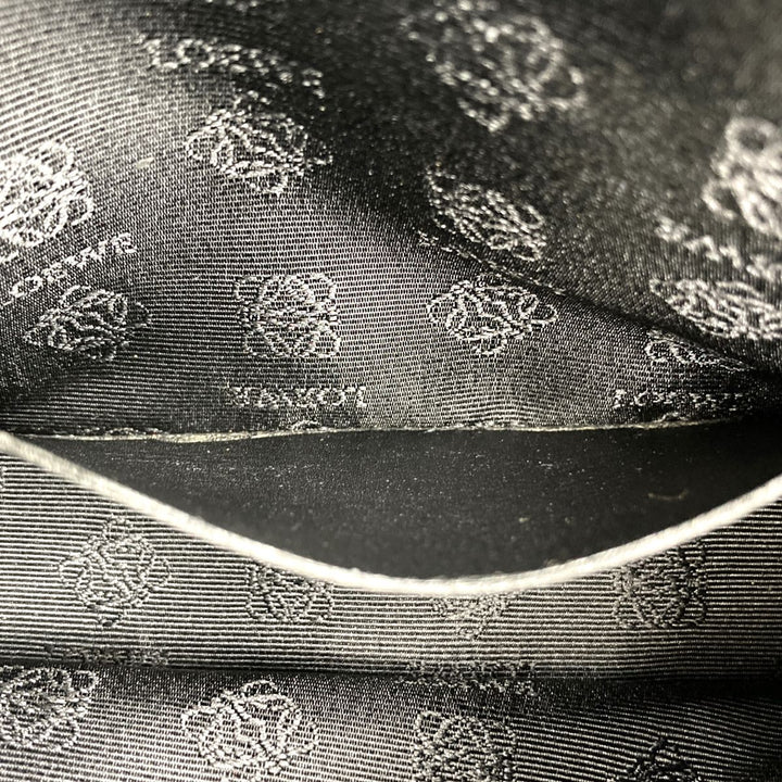 LOEWE ロエベ 
 クラッチバッグ 
レザー ブラック