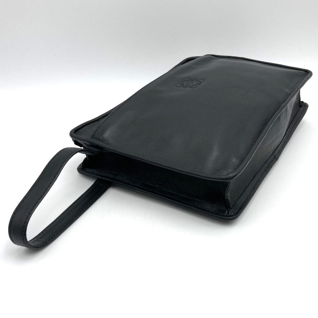 LOEWE ロエベ 
 クラッチバッグ 
レザー ブラック