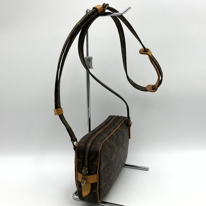 LOUIS VUITTON ルイ・ヴィトン 
 ポシェット・マルリーバンドリエール M51828 ショルダーバッグ 
PVC ブラウン
