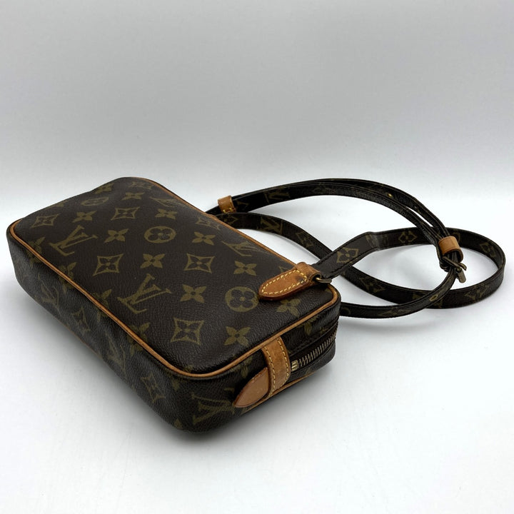LOUIS VUITTON ルイ・ヴィトン 
 ポシェット・マルリーバンドリエール M51828 ショルダーバッグ 
PVC ブラウン