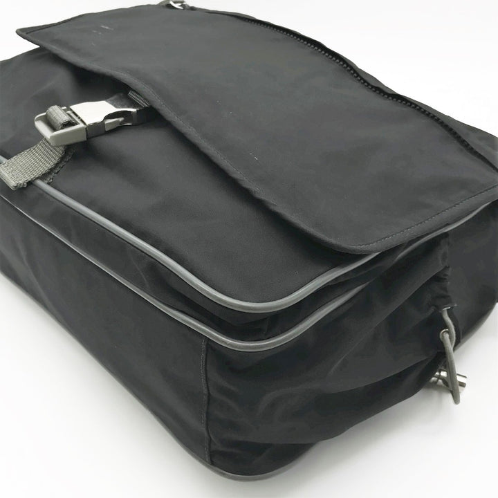 PRADA SPORTS プラダスポーツ 
 ET02567 ショルダーバッグ 
ナイロン ブラック