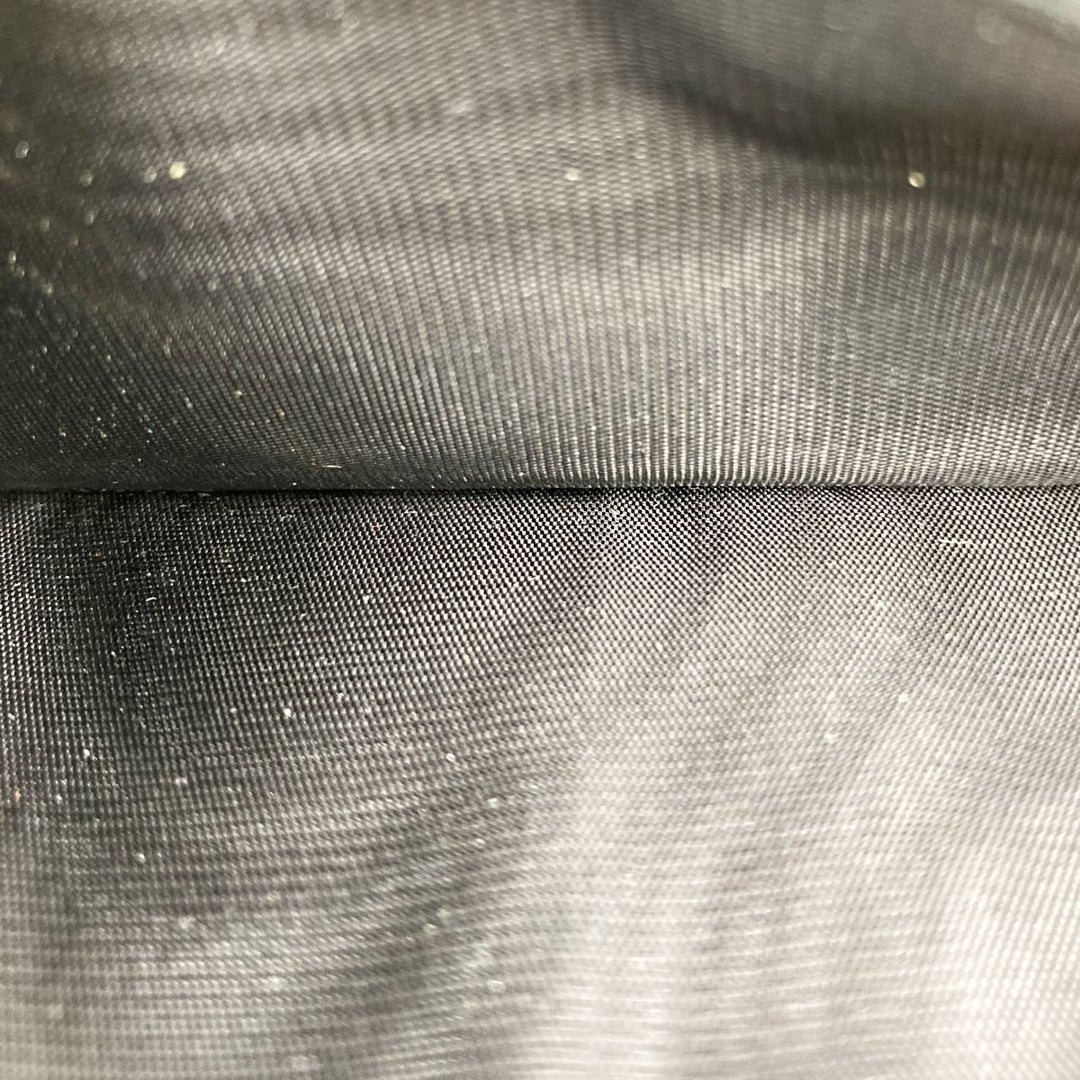 BALENCIAGA バレンシアガ 
 クラシックコンチネンタル 253038 長財布 
レザー グリーン