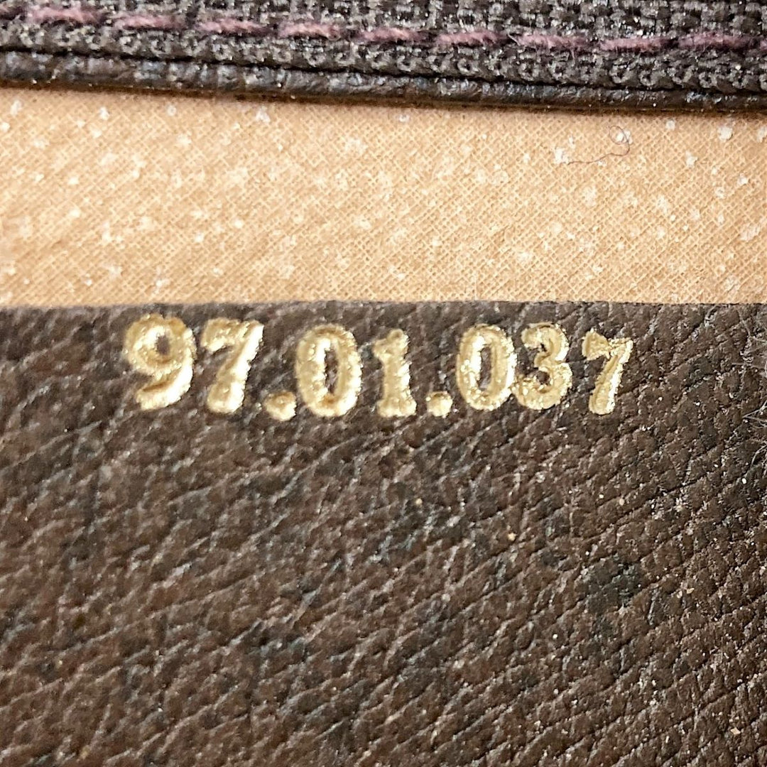 GUCCI グッチ 
 97・01・037 クラッチバッグ 
GGスプリームキャンバス ブラウン