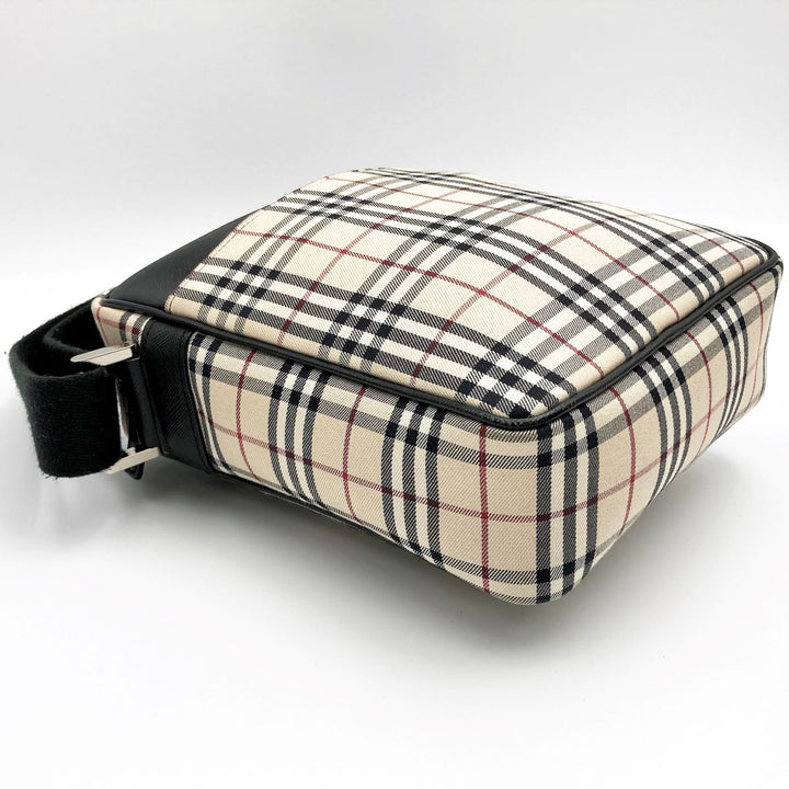 BURBERRY バーバリー 
 ショルダーバッグ 
キャンバス ベージュ