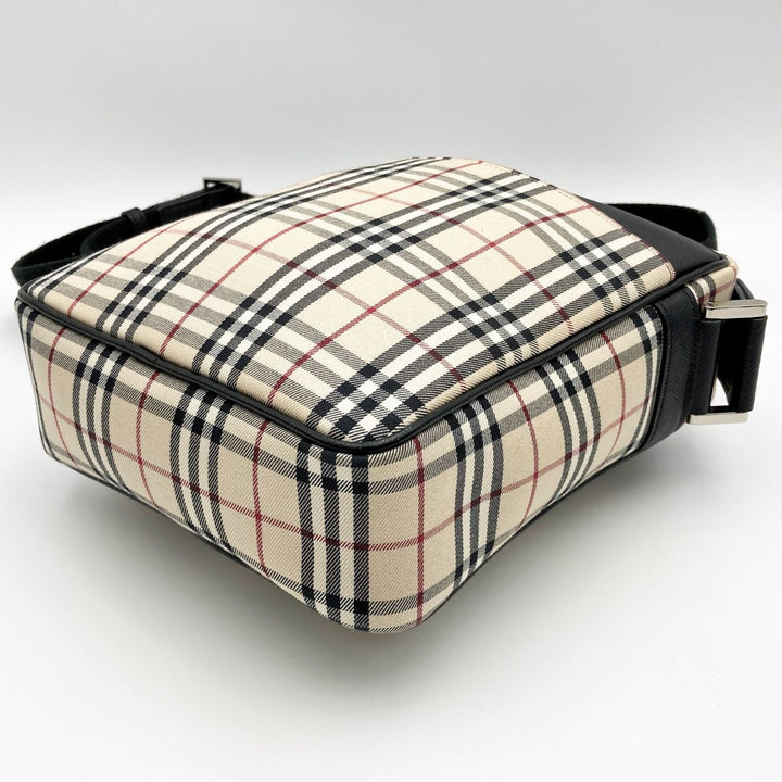 BURBERRY バーバリー 
 ショルダーバッグ 
キャンバス ベージュ