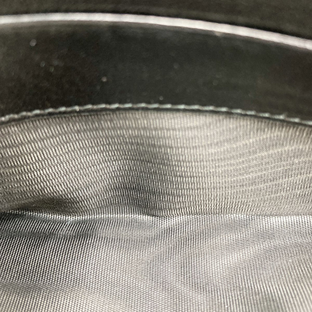 PRADA プラダ 
 長財布 
レザー ブラック