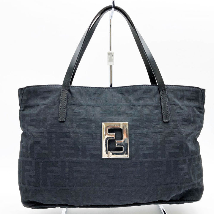 FENDI フェンディ 
 15786  トートバッグ 
ナイロン ブラック