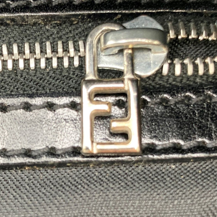 FENDI フェンディ 
 15786  トートバッグ 
ナイロン ブラック
