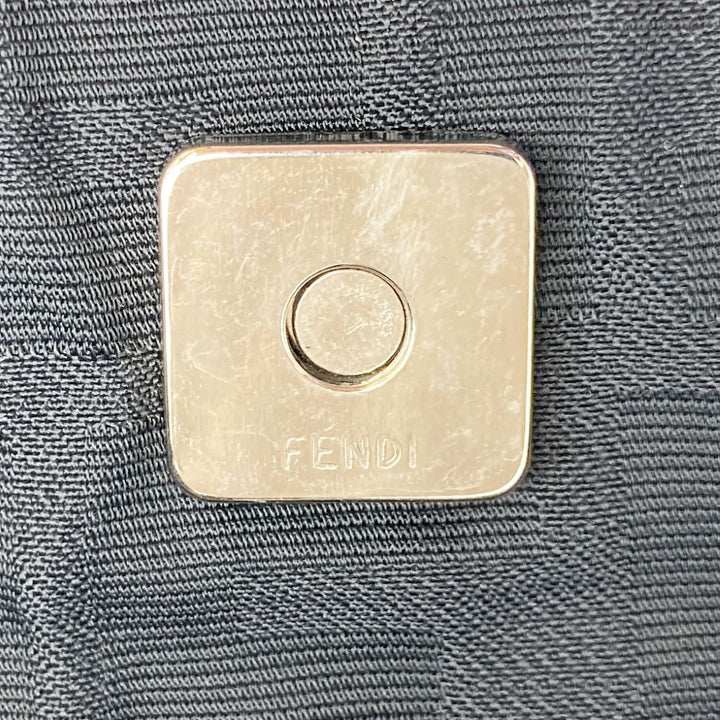 FENDI フェンディ 
 15786  トートバッグ 
ナイロン ブラック