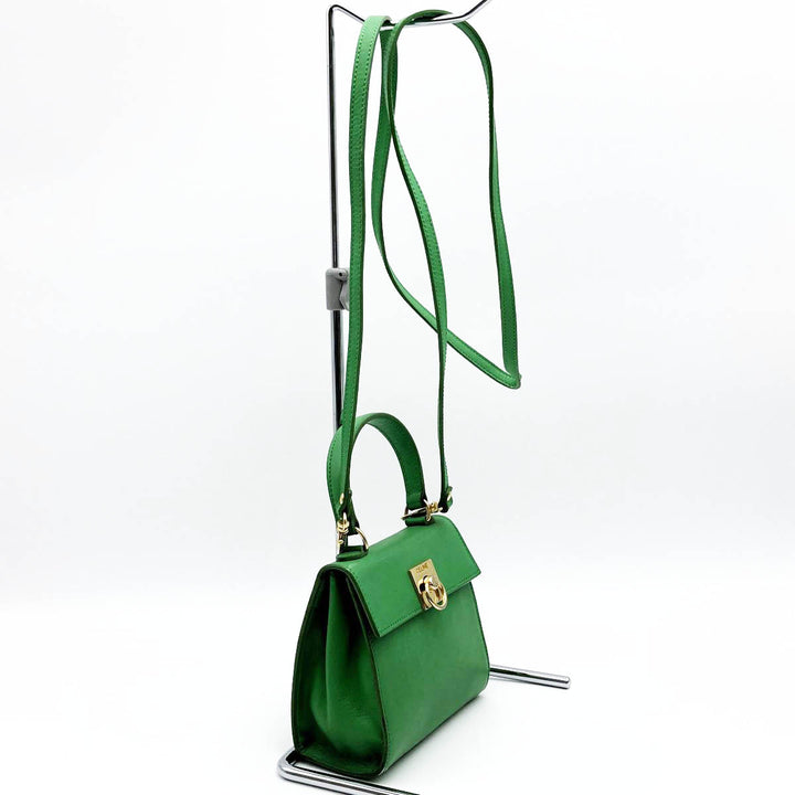 CELINE セリーヌ 
 M11 ショルダーバッグ 
レザー グリーン