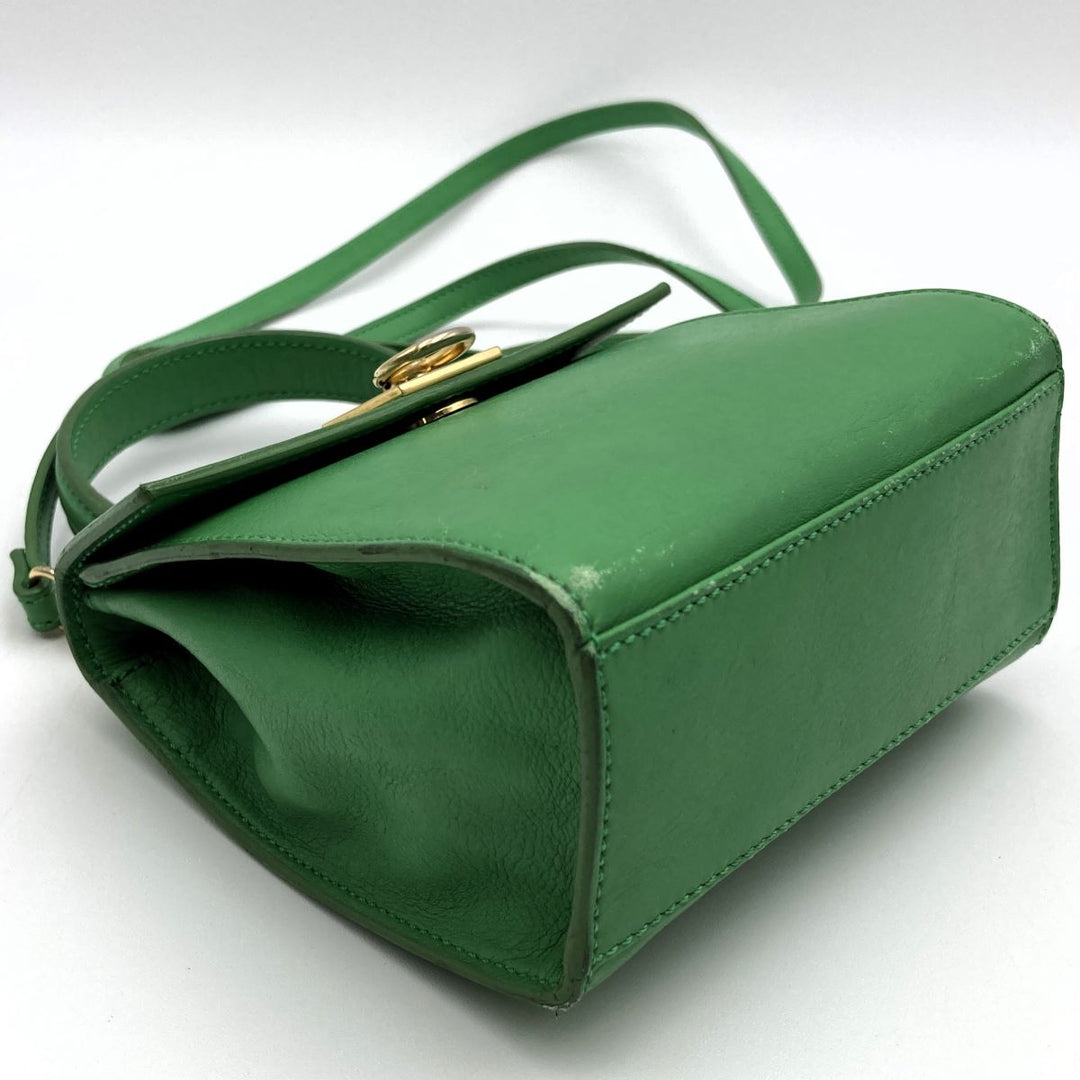 CELINE セリーヌ 
 M11 ショルダーバッグ 
レザー グリーン