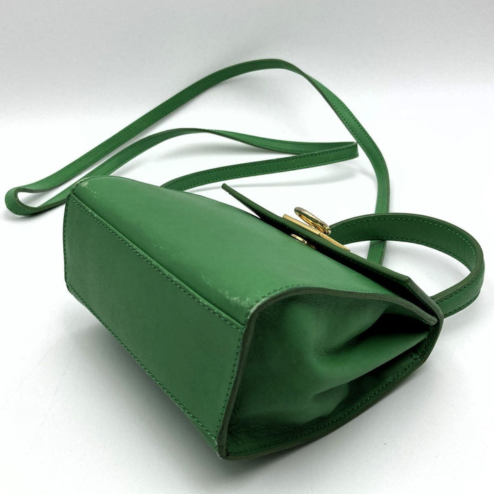 CELINE セリーヌ 
 M11 ショルダーバッグ 
レザー グリーン