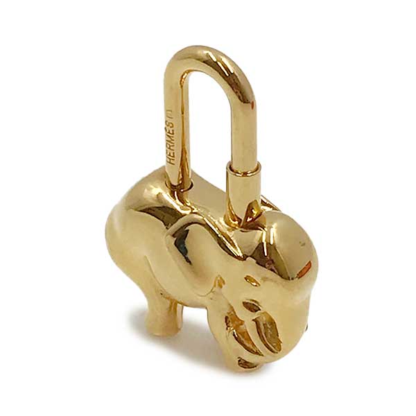 HERMES エルメス 
 ペンダントトップ 
メタル ゴールド