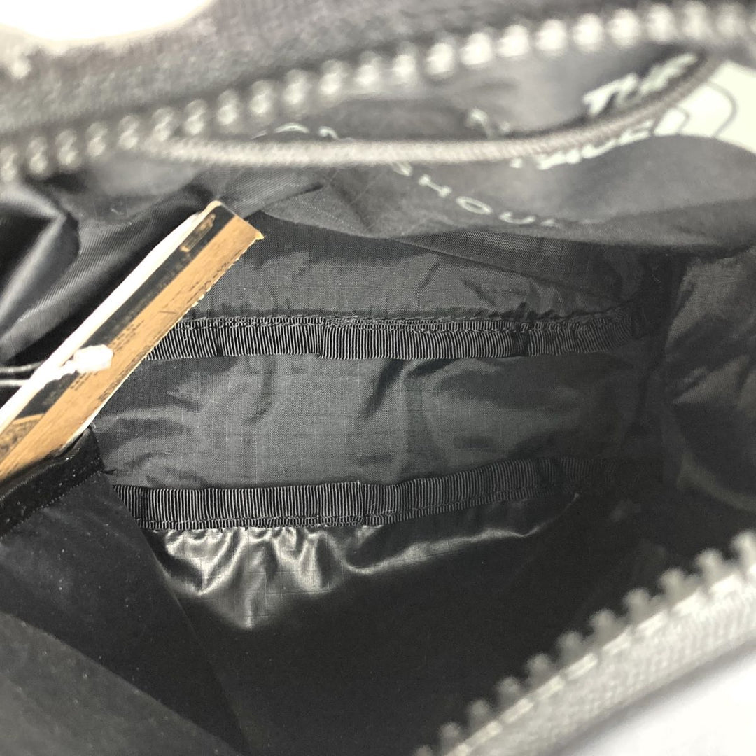 THE NORTH FACE ザ・ノースフェイス 
 ショルダーバッグ 
ナイロン ブラック