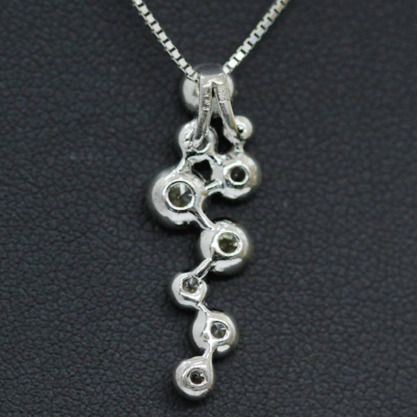 新品仕上げ済 K18WG 
ネックレス
 3カラーダイヤモンド：1.0ct 4.4g 中古