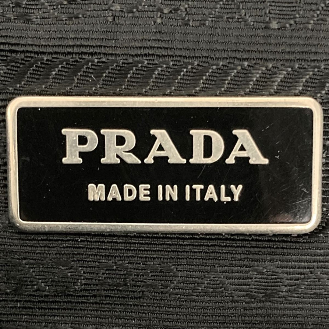 PRADA プラダ 
 ショルダーバッグ 
ナイロン ブラック