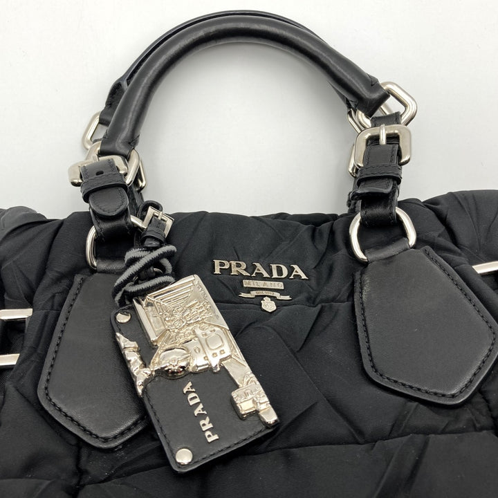 PRADA プラダ 
 ショルダーバッグ 
ナイロン ブラック