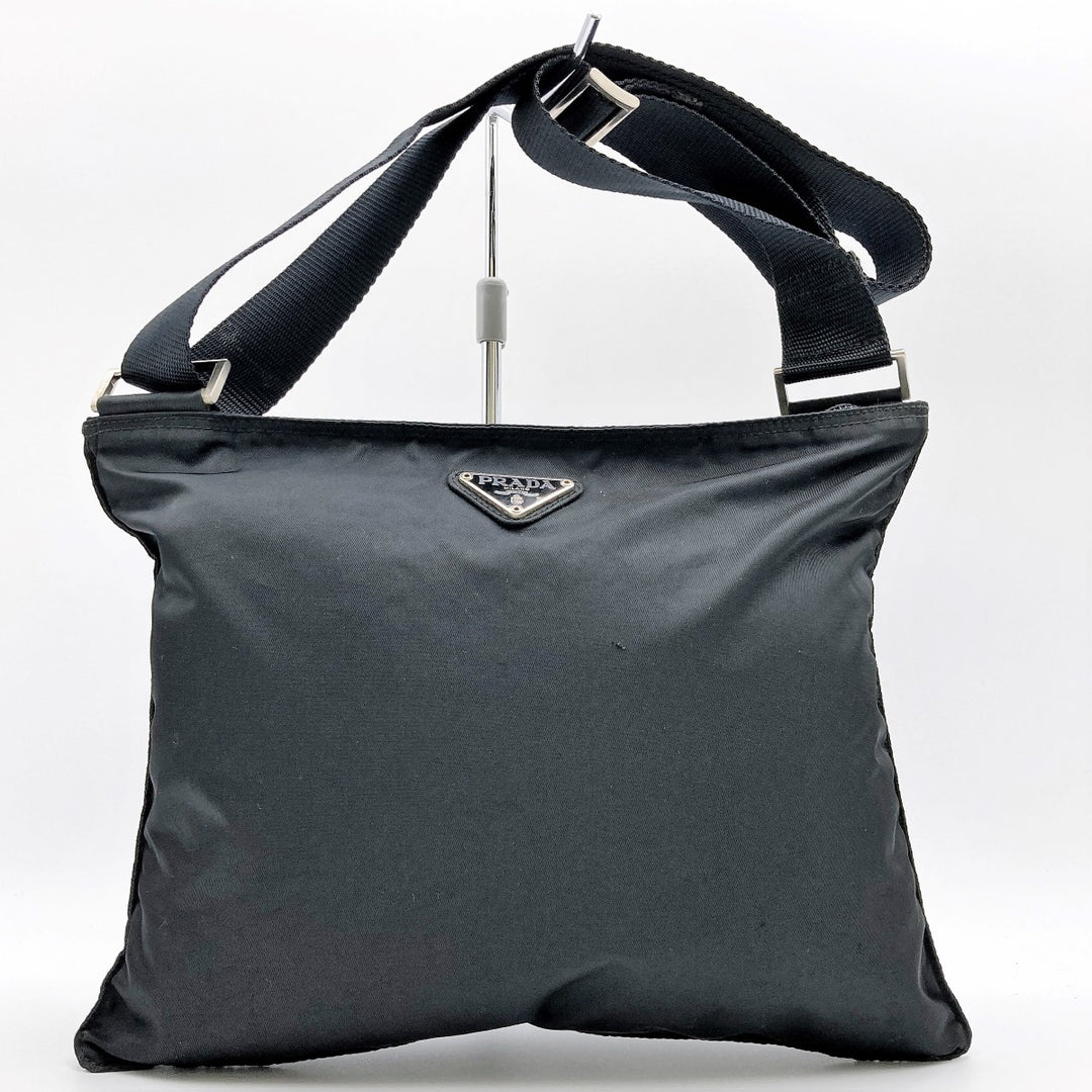 PRADA プラダ 
 ショルダーバッグ 
ナイロン ブラック