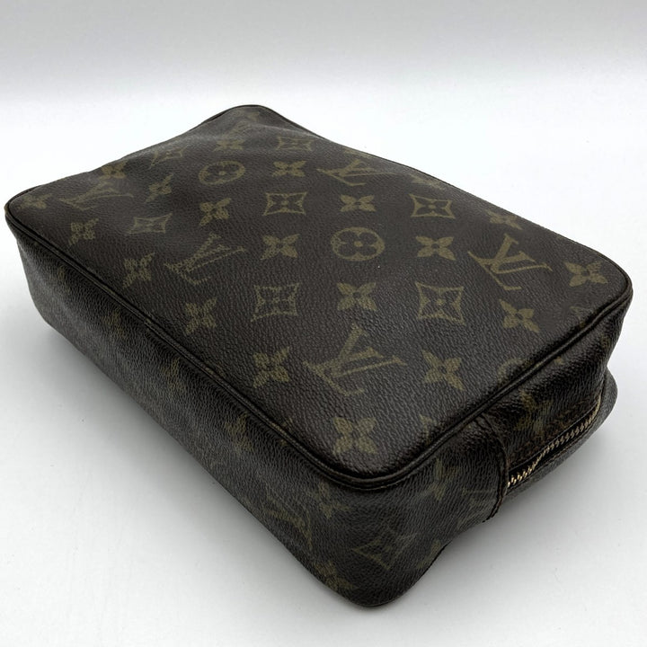 LOUIS VUITTON ルイ・ヴィトン 
 トゥルーストワレット23 M47524 クラッチバッグ 
PVC ブラウン