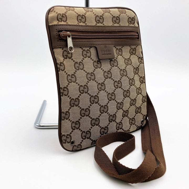 GUCCI グッチ 
 90479 ショルダーバッグ 
GGキャンバス ブラウン