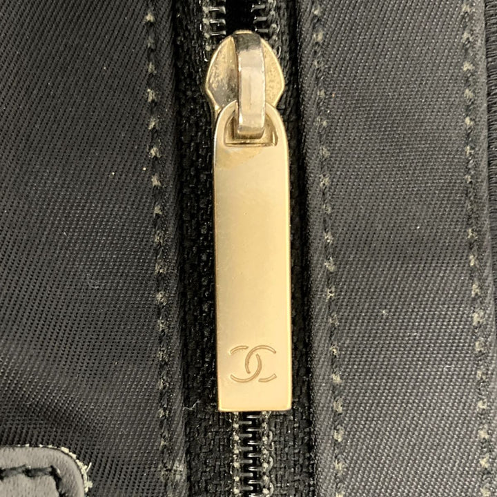CHANEL シャネル 
 ニュートラベルライン MM トートバッグ 
ナイロン ブラック