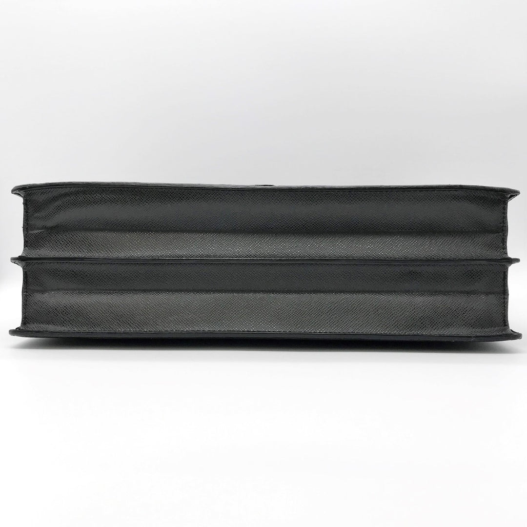 LOUIS VUITTON ルイ・ヴィトン 
 タイガ アルドワーズ M32762 ビジネスバッグ 
PVC ブラック