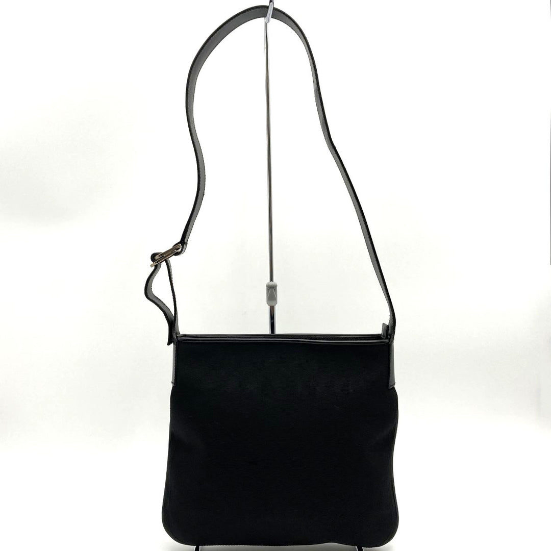 GUCCI グッチ 
 019・0422 ショルダーバッグ 
ナイロン/レザー  ブラック