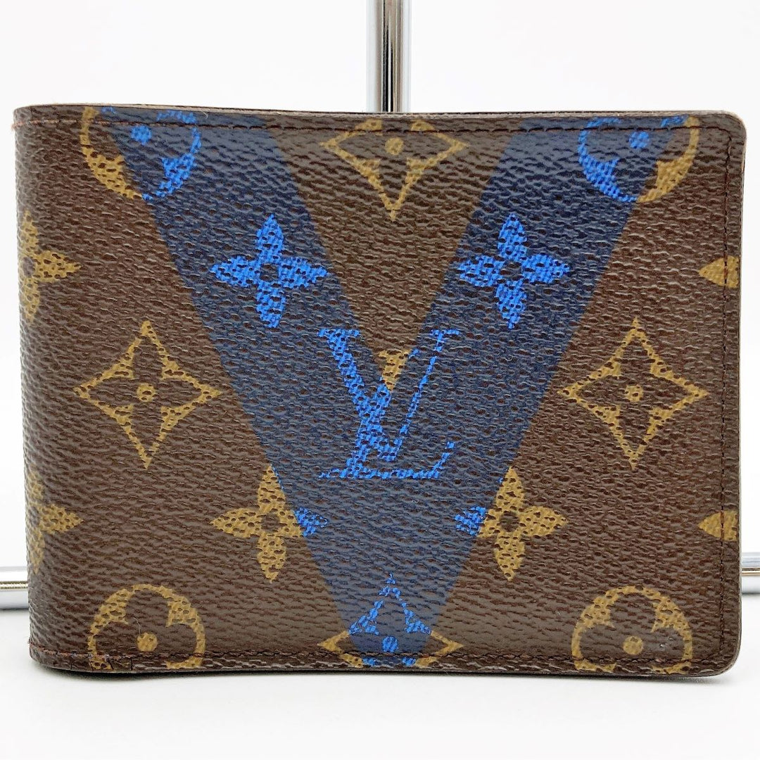 LOUIS VUITTON ルイ・ヴィトン 
 Vシグネチャー ポルトフォイユ ミュルティプル M61169 二つ折り財布 
PVC ブラウン