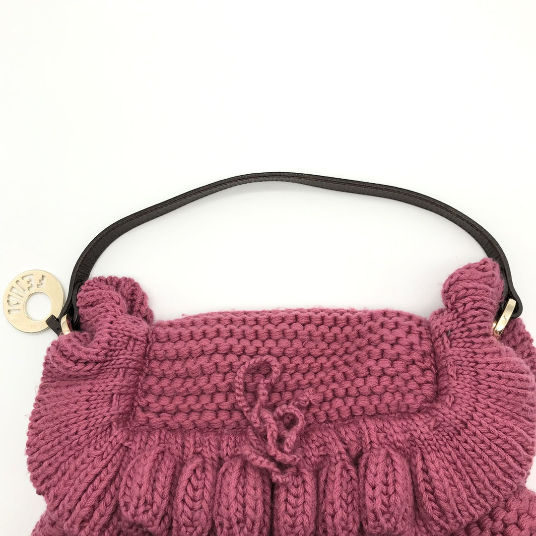 FENDI フェンディ 
 ショルダーバッグ 
ニット ピンク