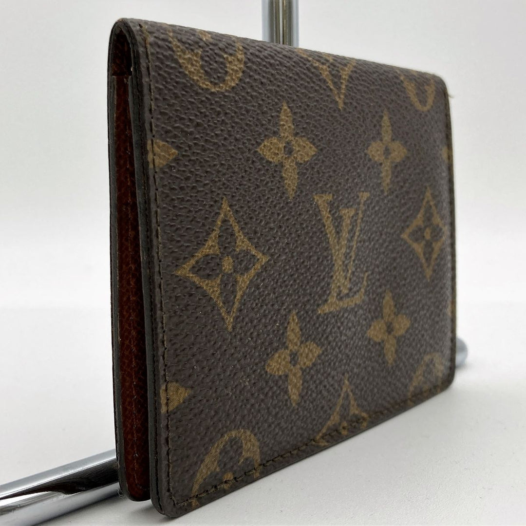 LOUIS VUITTON ルイ・ヴィトン 
 ポルト2カルト ヴェルティカル M60533 パスケース 
PVC ブラウン