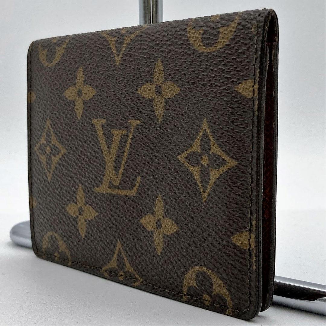 LOUIS VUITTON ルイ・ヴィトン 
 ポルト2カルト ヴェルティカル M60533 パスケース 
PVC ブラウン