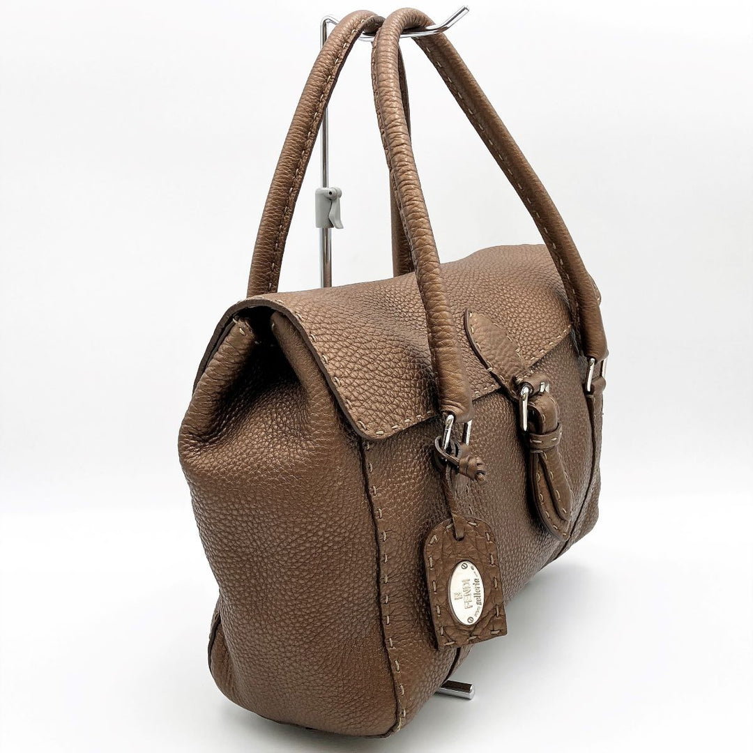 FENDI フェンディ 
 8BR547 トートバッグ 
レザー ブラウン