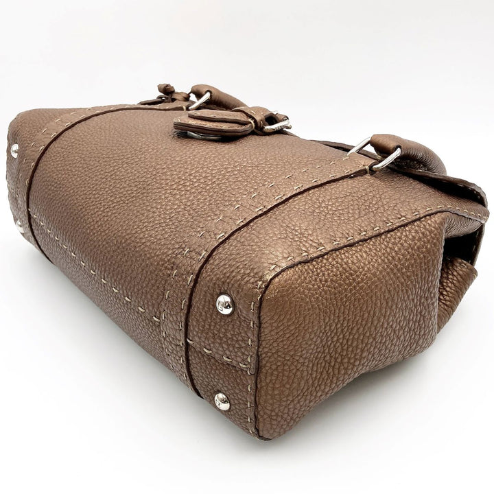 FENDI フェンディ 
 8BR547 トートバッグ 
レザー ブラウン