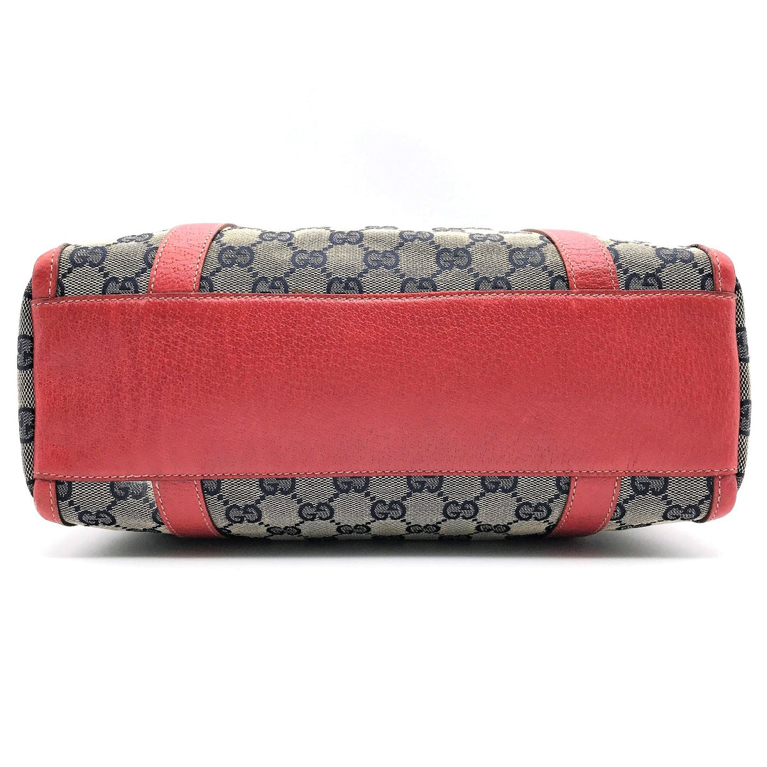 GUCCI グッチ 
 130942  ショルダーバッグ 
GGキャンバス レッド