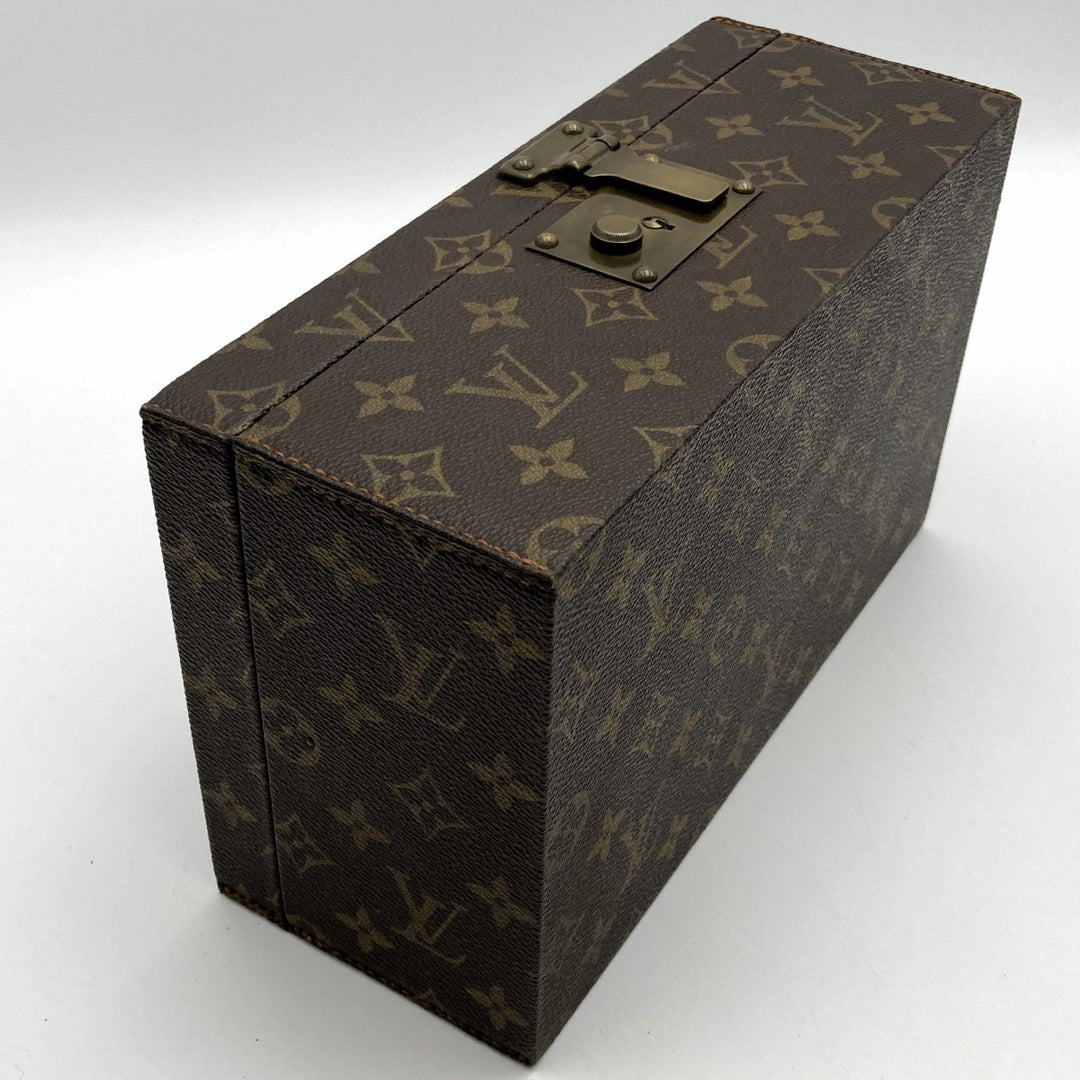 LOUIS VUITTON ルイ・ヴィトン 
 ボワットアトゥー M47236  トランク 
 ブラウン